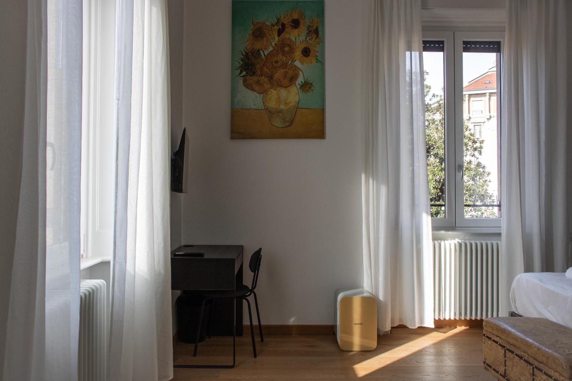 Rrrapido Holy Suites And Rooms - Via Sardegna 밀라노 외부 사진