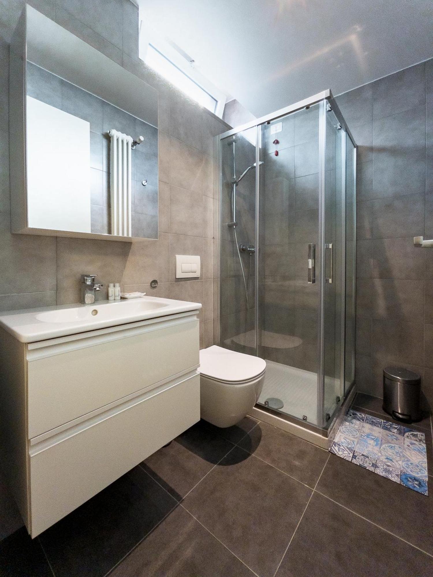 Rrrapido Holy Suites And Rooms - Via Sardegna 밀라노 외부 사진